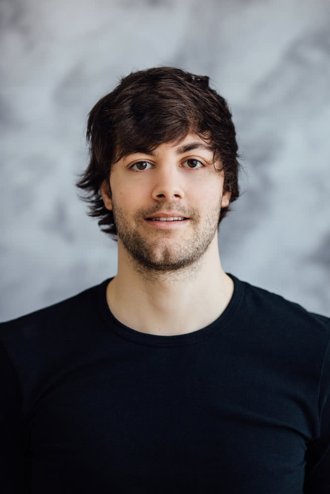 Julian Stadelmann: Gelernter Physiotherapeut aus Pforzheim